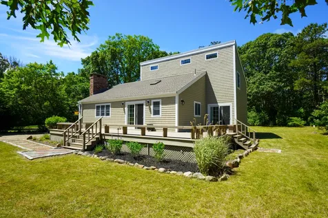 8 Mourning Dove Way Oak Bluffs MA 02557