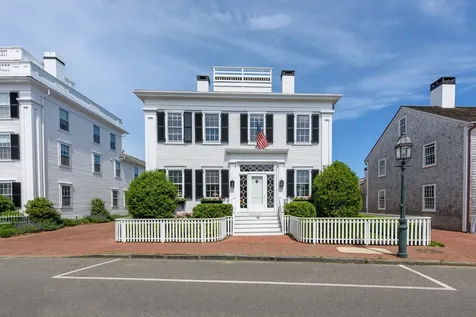 88 North Water Street Edgartown MA 02539