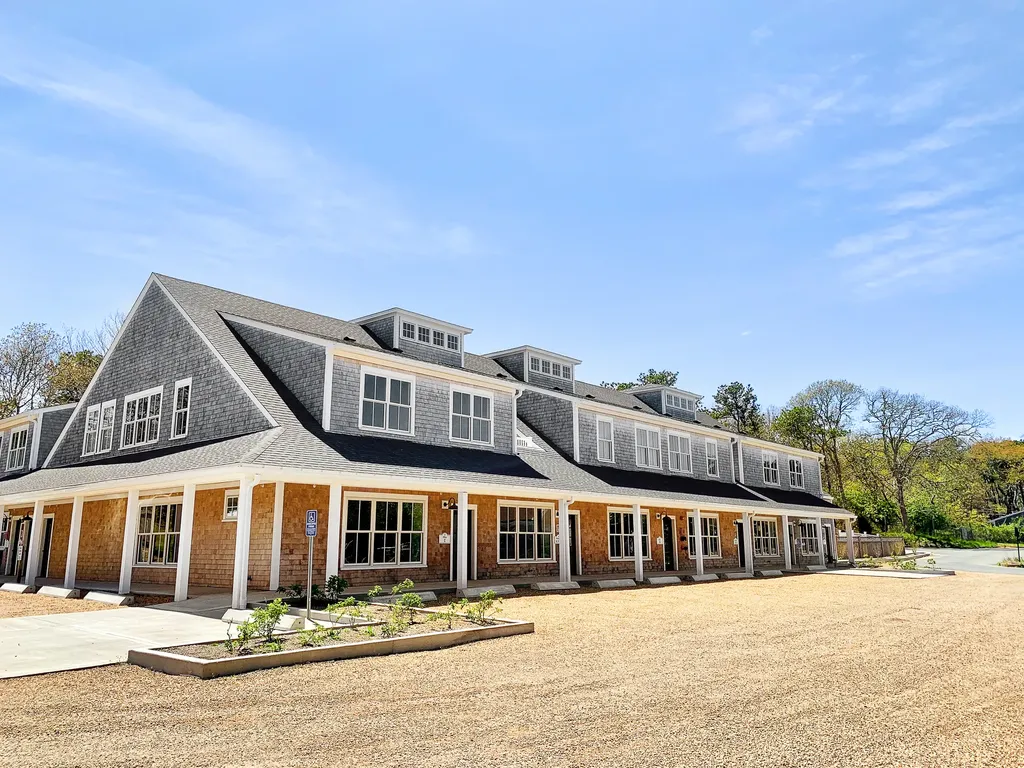 One Mariners Landing Edgartown MA 02539