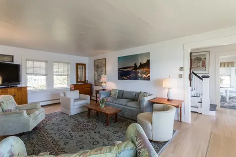 29 Harbor View Lane Vineyard Haven MA 02568