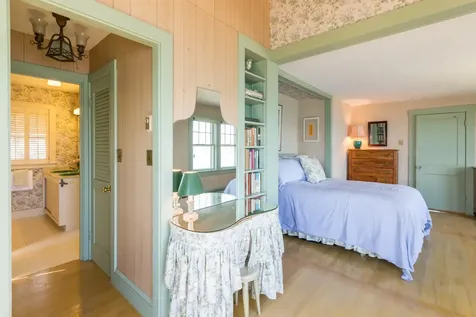 29 Harbor View Lane Vineyard Haven MA 02568