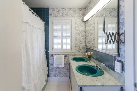 29 Harbor View Lane Vineyard Haven MA 02568