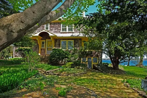 29 Harbor View Lane Vineyard Haven MA 02568