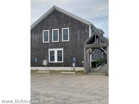 31 Beach Road Vineyard Haven MA 02568