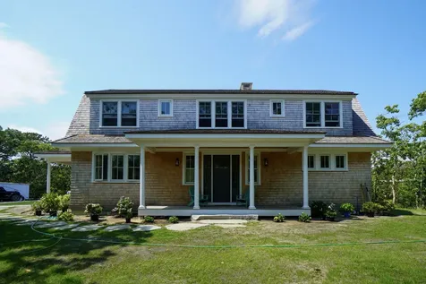 24 Paddock Road Oak Bluffs MA 02557