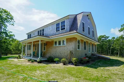 24 Paddock Road Oak Bluffs MA 02557