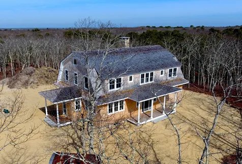 24 Paddock Road Oak Bluffs MA 02557