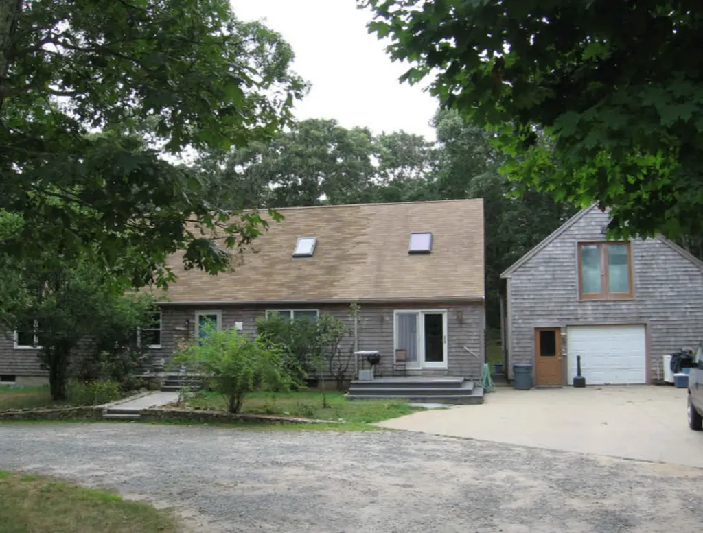52 Carrolls Way Vineyard Haven MA 02568