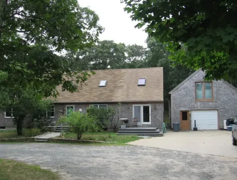 52 Carrolls Way Vineyard Haven MA 02568