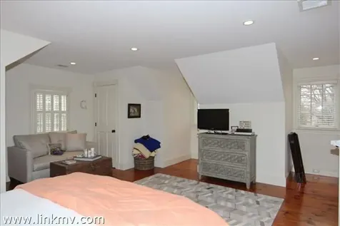 115 South Summer Street Edgartown MA 02539