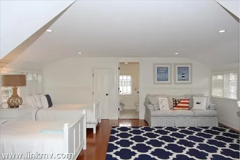 115 South Summer Street Edgartown MA 02539