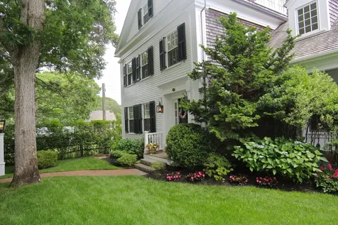 115 South Summer Street Edgartown MA 02539
