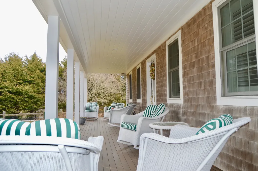 9 Peases Point Road Edgartown MA 02539
