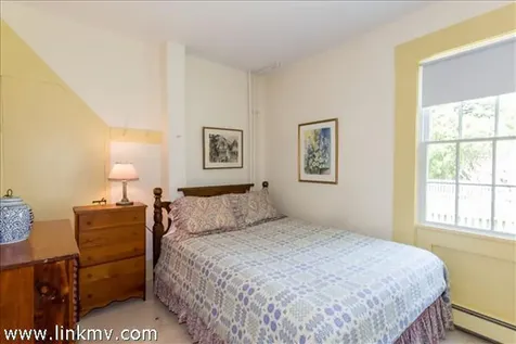 12 Green Avenue Edgartown MA 02539