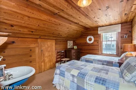 12 Green Avenue Edgartown MA 02539
