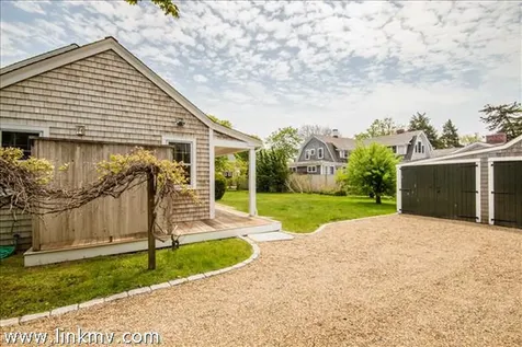 12 Green Avenue Edgartown MA 02539