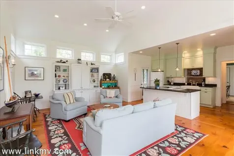 12 Green Avenue Edgartown MA 02539
