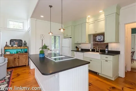 12 Green Avenue Edgartown MA 02539