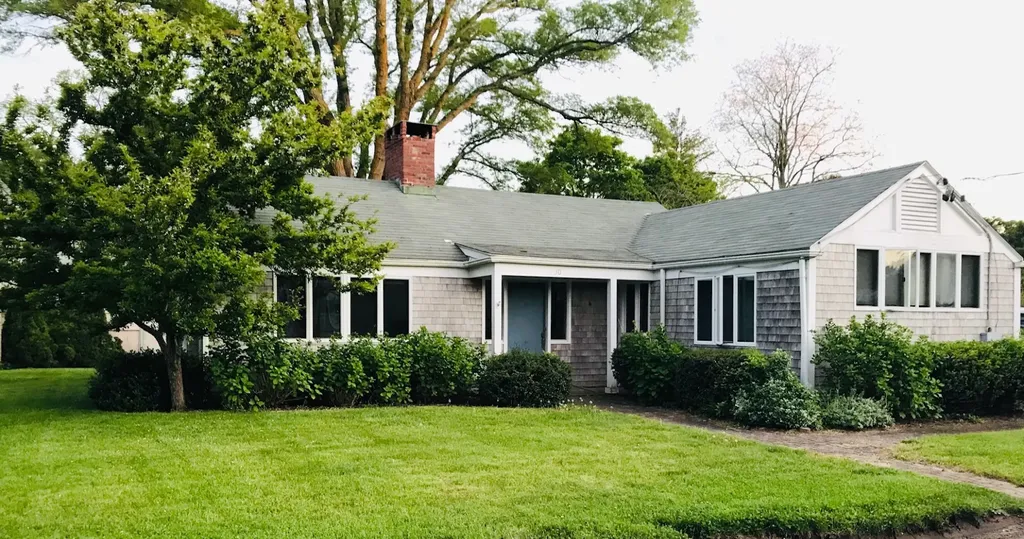 30 Mill Street Edgartown MA 02539