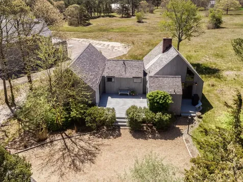 42 Waterview Road Oak Bluffs MA 02557