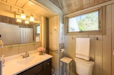 42 Waterview Road Oak Bluffs MA 02557