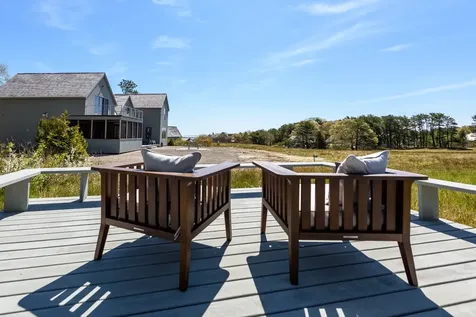 42 Waterview Road Oak Bluffs MA 02557