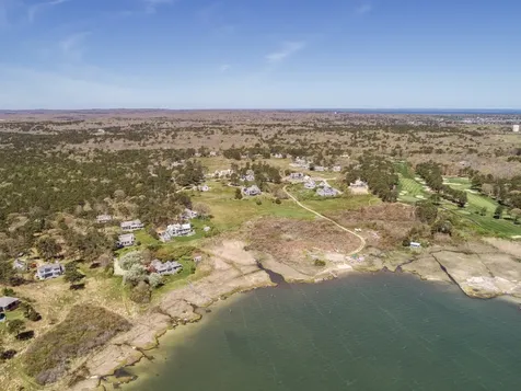 42 Waterview Road Oak Bluffs MA 02557
