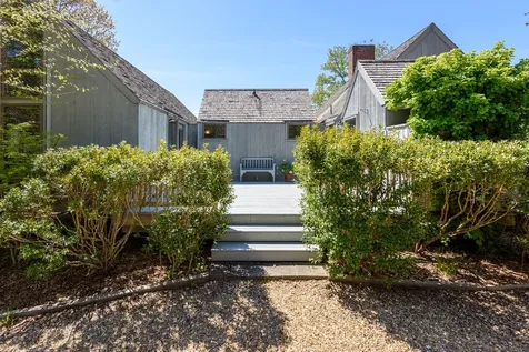 42 Waterview Road Oak Bluffs MA 02557