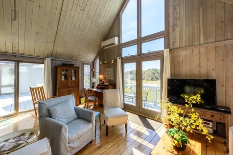 42 Waterview Road Oak Bluffs MA 02557