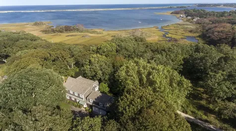 230 The Boulevard Edgartown MA 02539