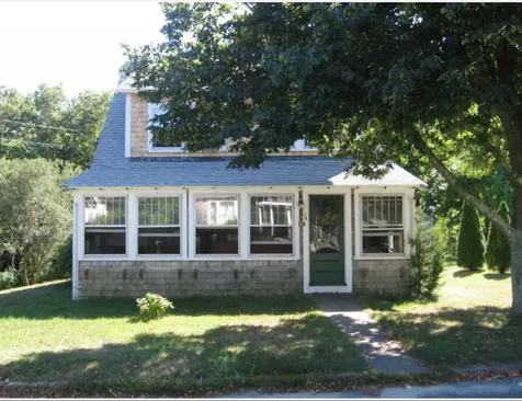 106 Summer Street Vineyard Haven MA 02568