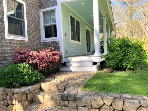 14 Sandpiper Lane Vineyard Haven MA 02568