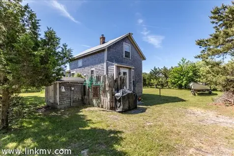 77 Washque Avenue Edgartown MA 02539