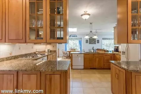 100 Pond Road West Tisbury MA 02575