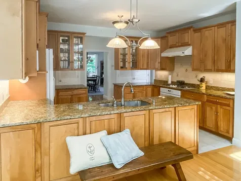 100 Pond Road West Tisbury MA 02575