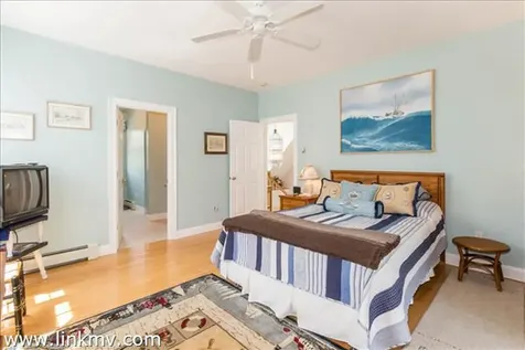 100 Pond Road West Tisbury MA 02575