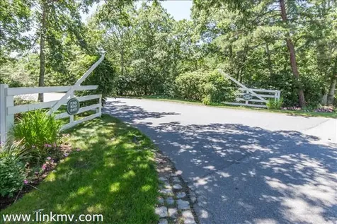 100 Pond Road West Tisbury MA 02575