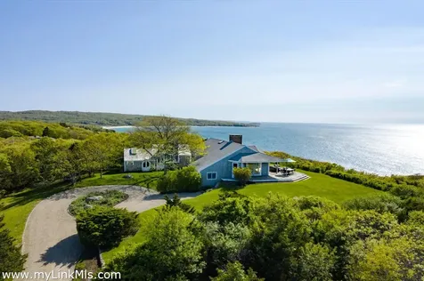4 Windy Way West Tisbury MA 02575