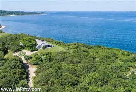 4 Windy Way West Tisbury MA 02575