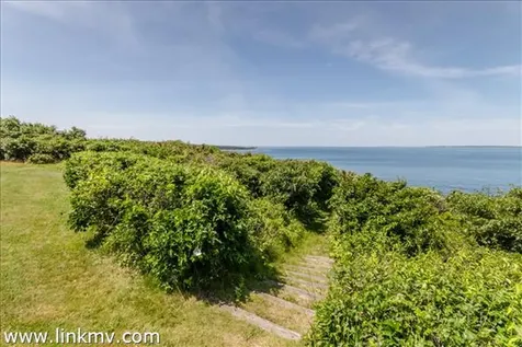 4 Windy Way West Tisbury MA 02575