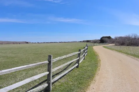 26 Crackatuxet Cove Road Edgartown MA 02539
