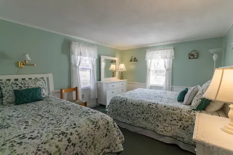 20 Peases Point Way Edgartown MA 02539