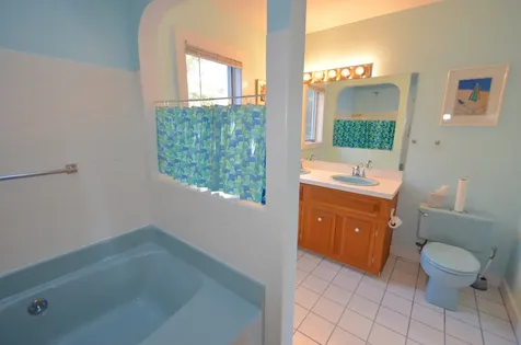 40 Tiffany Drive Oak Bluffs MA 02557