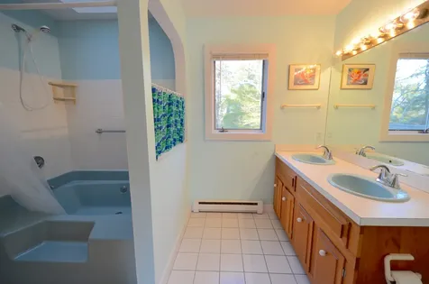 40 Tiffany Drive Oak Bluffs MA 02557