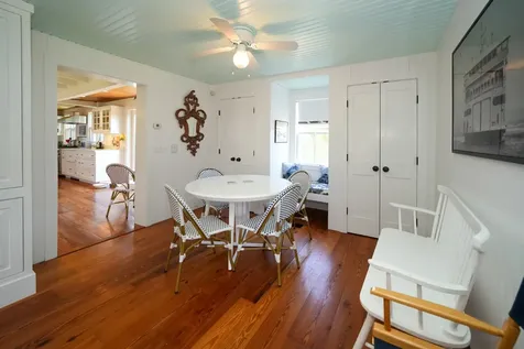89 Ocean Avenue Oak Bluffs MA 02557