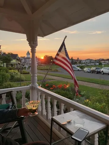 89 Ocean Avenue Oak Bluffs MA 02557