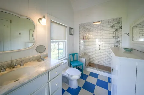 89 Ocean Avenue Oak Bluffs MA 02557