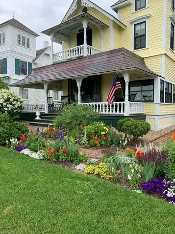 89 Ocean Avenue Oak Bluffs MA 02557