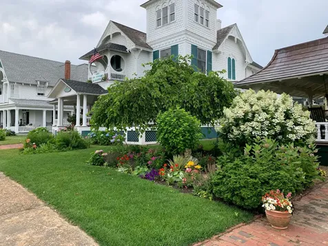 89 Ocean Avenue Oak Bluffs MA 02557