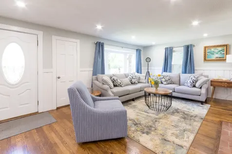 43 Edgartown Road Vineyard Haven MA 02568
